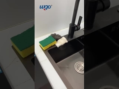 Acessórios de banho auto-aderentes