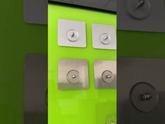 Os parafusos pegajosos livram o gancho autoadesivo da montagem da parede do gancho do prego da montagem do perfurador